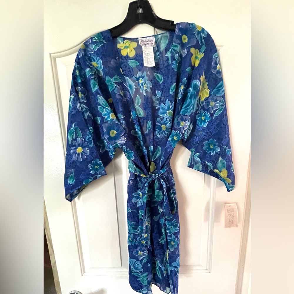 RARE NWT Vintage California Dynasty Blue Floral Sheer Robe - One Size